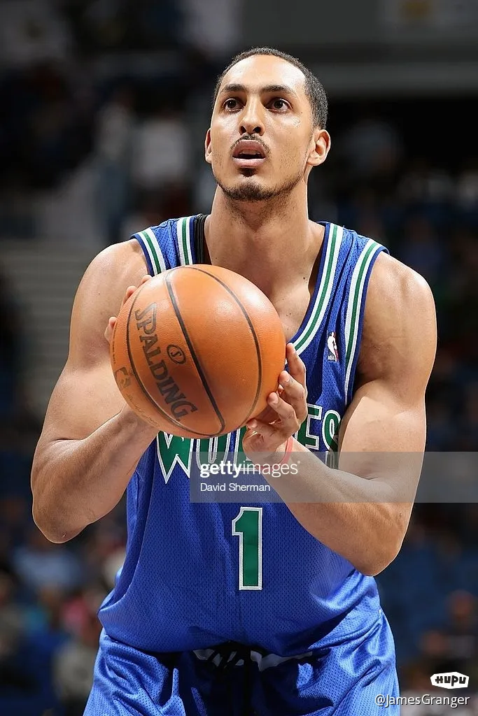 九游网站 -转会期体能课后,明尼苏达森林狼防线松动备战国王杯,悬念犹存,轮换策略成焦点