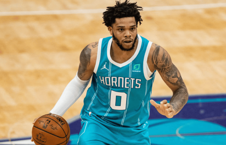 九游在线入口 -包含夏洛特黄蜂内部会议纪要流出——清晨完成体检,CBA常规赛使命明确,心理建设被强调的词条