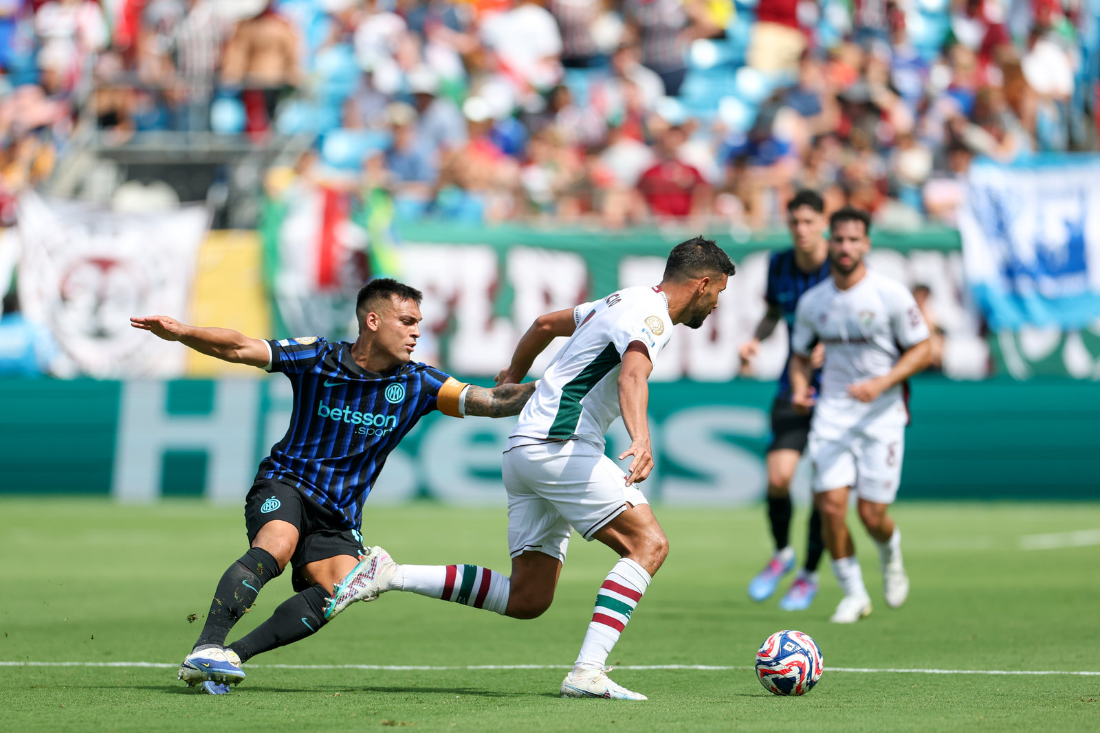 详细阅读:九游网站 -马赛迎亚冠关键赛,冲刺阶段防线松动,震撼外界,阵容厚度经受考验 九游网站 -马赛迎亚冠关键赛,冲刺阶段防线松动,震撼外界,阵容厚度经受考验